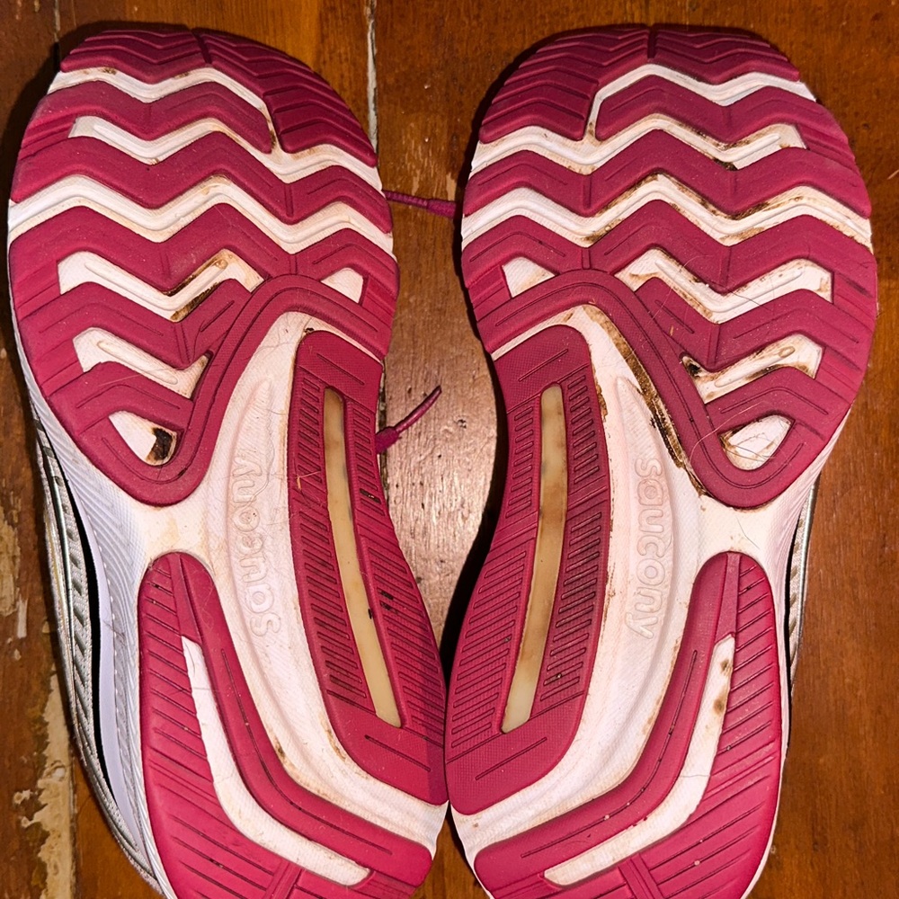 Saucony Women's Athletic Shoes in Pink and White